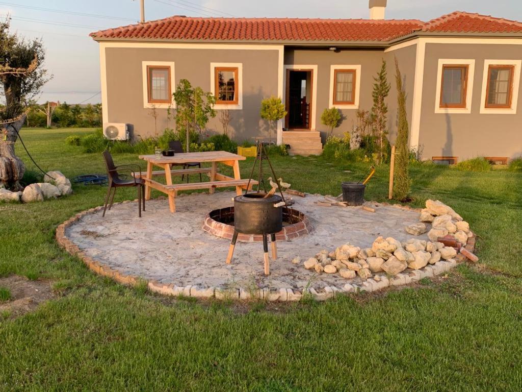 Adayel Bagevi & Butik Otel Bozcaada Exterior photo